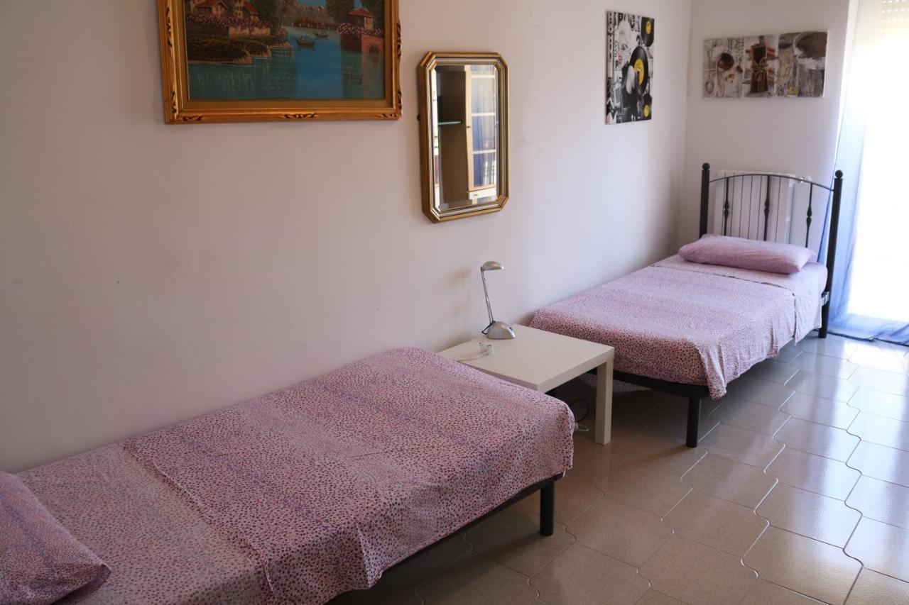Le Tre Rose Bed&Breakfast Casamassima Extérieur photo